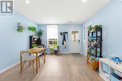 291 Park Avenue, Brantford, ON - Indoor