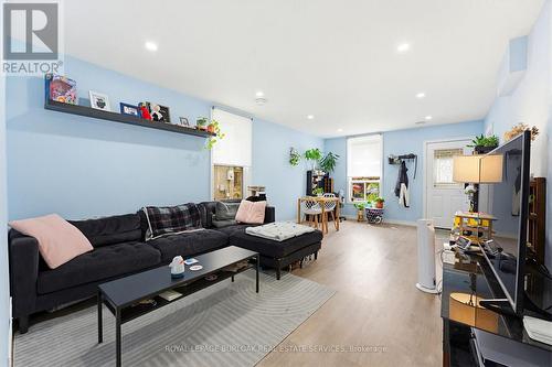 291 Park Avenue, Brantford, ON - Indoor Photo Showing Living Room