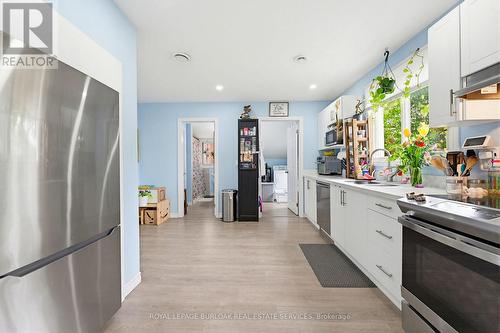 291 Park Avenue, Brantford, ON - Indoor Photo Showing Kitchen