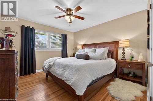 7 Coral Drive, St. Catharines, ON - Indoor Photo Showing Bedroom