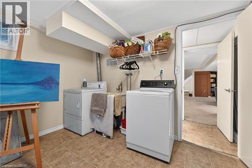 7 Coral Drive, St. Catharines, ON - Indoor Photo Showing Laundry Room