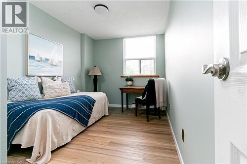 23 Main Street Unit# 405, Dundas, ON - Indoor Photo Showing Bedroom