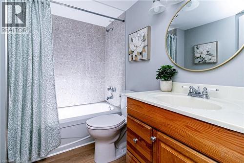23 Main Street Unit# 405, Dundas, ON - Indoor Photo Showing Bathroom