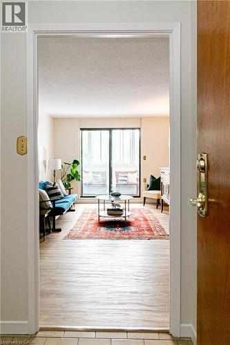 23 Main Street Unit# 405, Dundas, ON - Indoor
