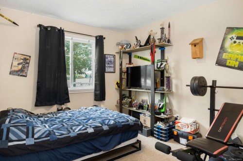 1591 Joan Ave, Crofton, BC 
