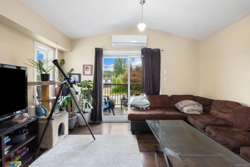 1591 Joan Ave, Crofton, BC 
