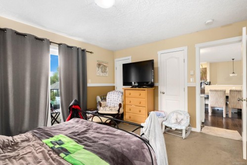 1591 Joan Ave, Crofton, BC 