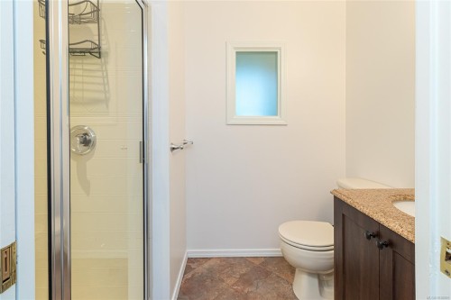 365 E Cotlow Rd, Colwood, BC 