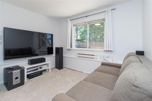 365 E Cotlow Rd, Colwood, BC 