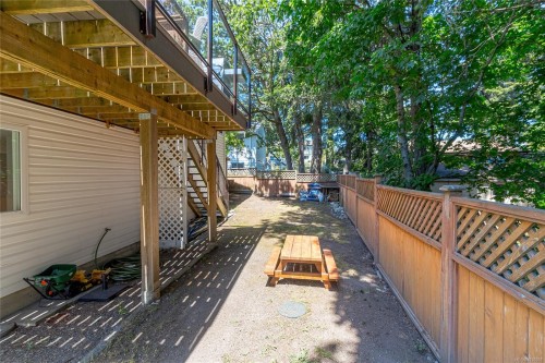 365 E Cotlow Rd, Colwood, BC 