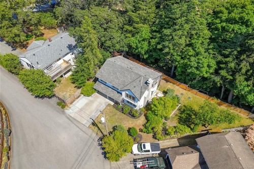 365 E Cotlow Rd, Colwood, BC 
