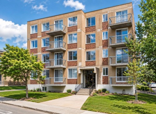 Front of Structure - 104-4445 Rue De Bellechasse, Montréal (Rosemont/La Petite-Patrie), QC - Outdoor With Facade