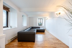 Salon - 