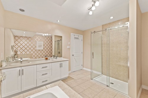 Salle de bains - 84 Rue De Pergame, Gatineau (Aylmer), QC - Indoor Photo Showing Bathroom