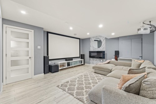 Salle familiale - 84 Rue De Pergame, Gatineau (Aylmer), QC - Indoor With Fireplace