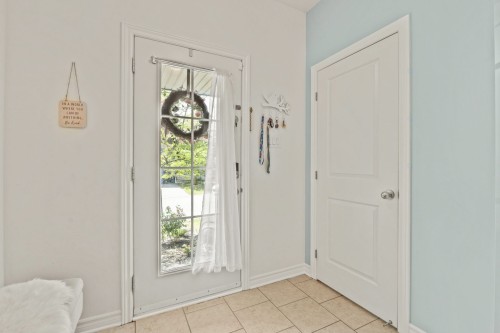 Hall d'entrée/Vestibule - 84 Rue De Pergame, Gatineau (Aylmer), QC - Indoor Photo Showing Other Room