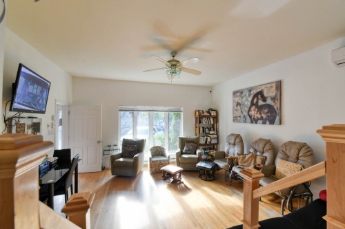 Salon - 138 Rue Alexandre, Rosemère, QC - Indoor Photo Showing Living Room