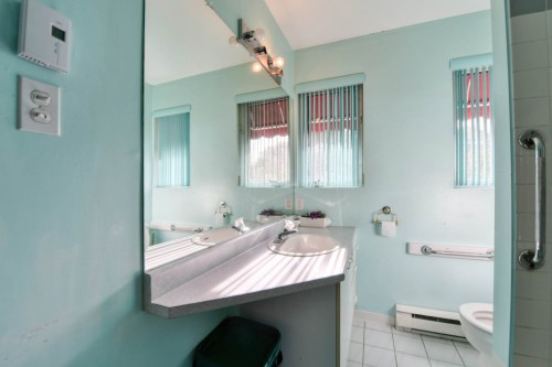 Salle de bains - 138 Rue Alexandre, Rosemère, QC - Indoor Photo Showing Bathroom