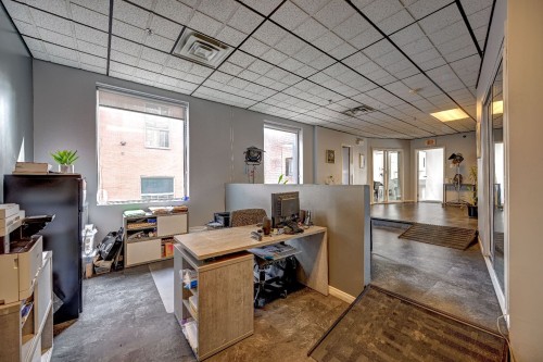 Bureau - 2251 Av. Papineau, Montréal (Ville-Marie), QC - Indoor Photo Showing Office