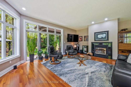 427057 25 Side Road, Mono, ON - Indoor Photo Showing Living Room With Fireplace