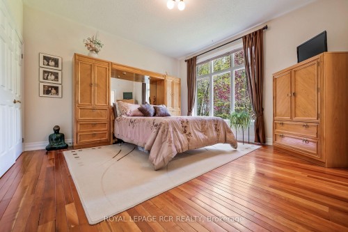 427057 25 Side Road, Mono, ON - Indoor Photo Showing Bathroom