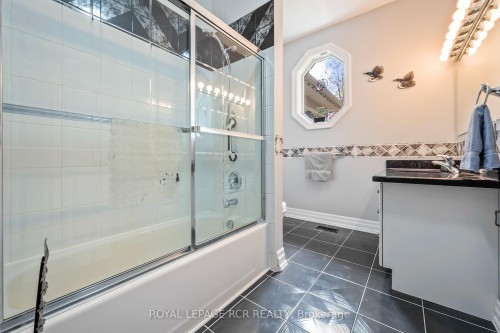 427057 25 Side Road, Mono, ON - Indoor Photo Showing Other Room