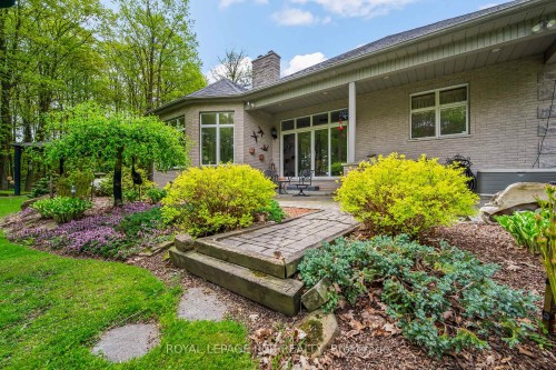427057 25 Side Road, Mono, ON - Outdoor With Deck Patio Veranda