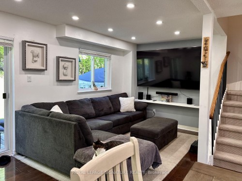 602 Gibney Crescent, Newmarket, ON - Indoor