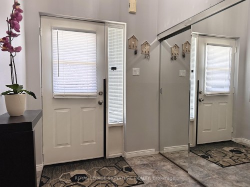 602 Gibney Crescent, Newmarket, ON - Indoor Photo Showing Other Room
