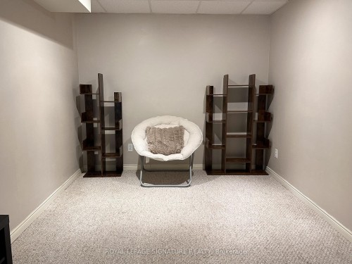 602 Gibney Crescent, Newmarket, ON - Indoor Photo Showing Other Room