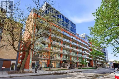 646 - 340 MCLEOD STREET  Ottawa, ON K2P 1A4