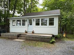 18 KEIRSTEAD Avenue Hampton, NB E5N 5A3