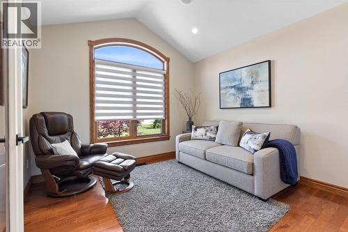 6576 Talbot Trail, Merlin, ON - Indoor