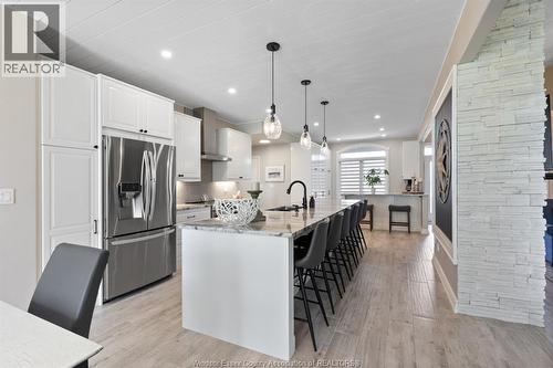 6576 Talbot Trail, Merlin, ON - Indoor Photo Showing Dining Room