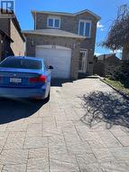 33 ROWE COURT Markham, ON L3S 2J6