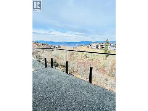 5402 Kestrel Lane, Kelowna, BC - Outdoor With View