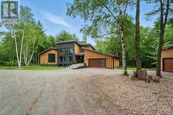 4223 Queen ST Sault Ste. Marie, ON P6A 5K9