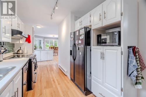 47 Empire Avenue, St. John'S, NL - Indoor Photo Showing Kitchen