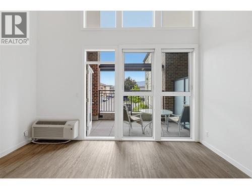 Massive Windows with so much natural light. - 1775 Chapman Place Unit# 101, Kelowna, BC - Indoor