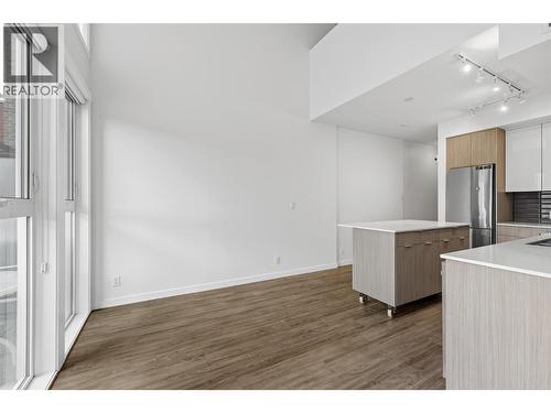 1775 Chapman Place Unit# 101, Kelowna, BC - Indoor Photo Showing Kitchen