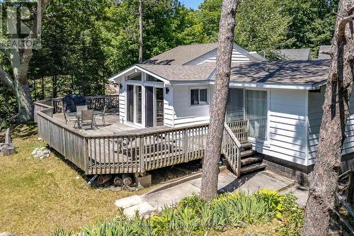 8 Nassau Court, Tiny, ON - Outdoor