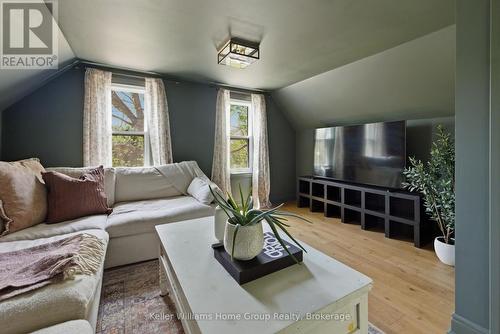 101 Park Street, Waterloo, ON 