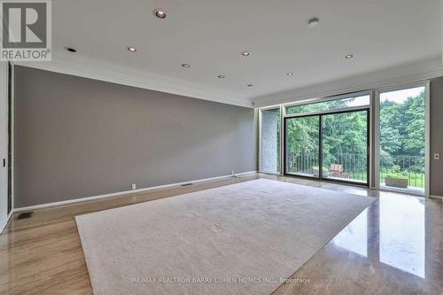 14 Park Lane Circle, Toronto, ON - Indoor Photo Showing Other Room