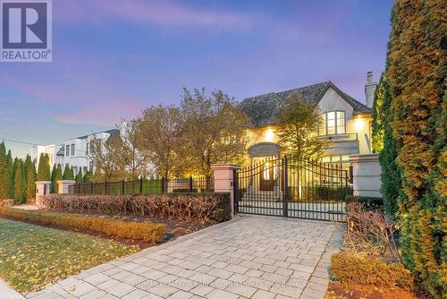 143 Highland Crescent, Toronto, ON - Outdoor