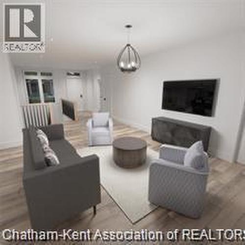 4 Henson Street, Dresden, ON - Indoor Photo Showing Living Room