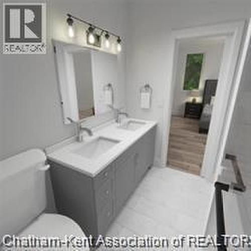 4 Henson Street, Dresden, ON - Indoor Photo Showing Bathroom
