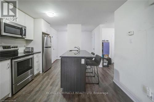 705 - 2635 William Jackson Drive, Pickering, ON - Indoor Photo Showing Kitchen With Stainless Steel Kitchen