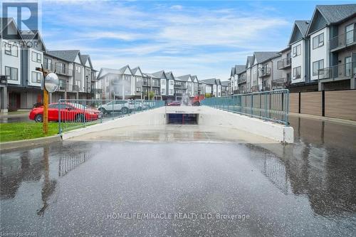 705 - 2635 William Jackson Drive, Pickering, ON - Outdoor
