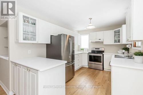 40 Fairway Crescent, Wasaga Beach, ON - Indoor Photo Showing Kitchen With Stainless Steel Kitchen With Double Sink