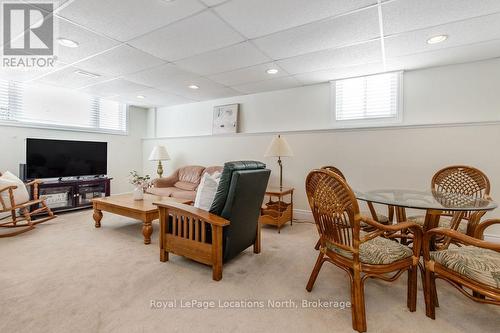 40 Fairway Crescent, Wasaga Beach, ON - Indoor